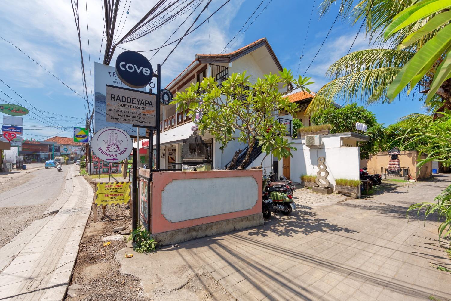 Hotel Cove Raddeyapa Canggu Esterno foto